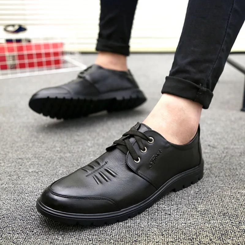 

Lcxmnd autumn / winter 2020 new British business leather shoes men's leather round head lace up soft soled formal leather shoes