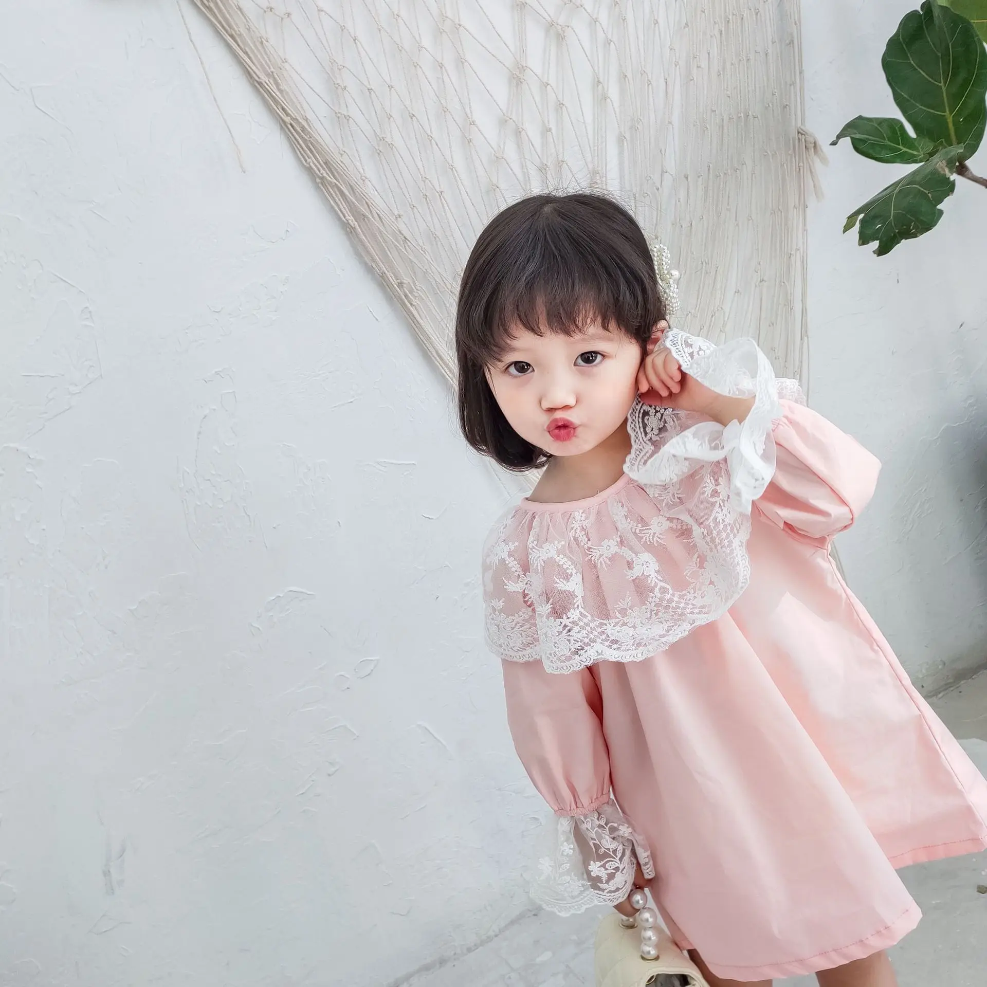 Модное весеннее платье принцессы с кружевным воротником для девочек милое
