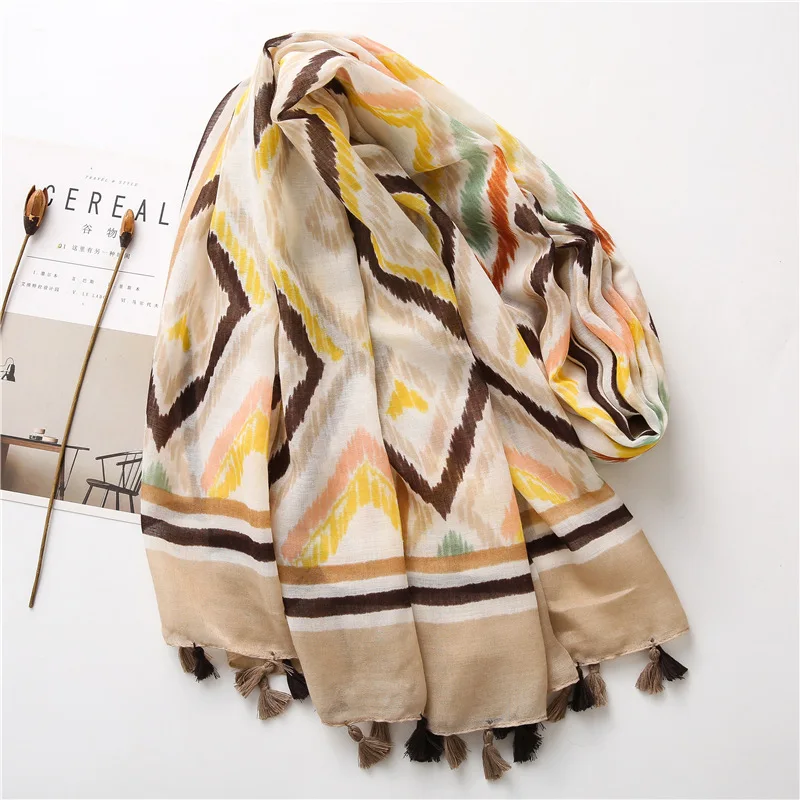 Женский клетчатый шарф винтажный элегантный длинный с кисточками в Корейском