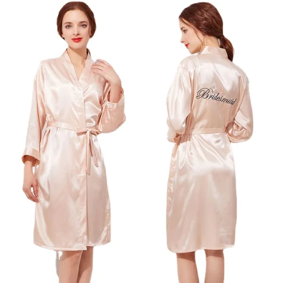 

Chinese Women Rayon Embroidery Bride Bridesmaid Kimono Bathrobe Dress Sexy Mini Sleep Nightshirt Sleepwear Wedding Robes