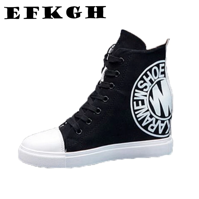 Парусиновые кроссовки женские на танкетке сезон осень короткие ботинки