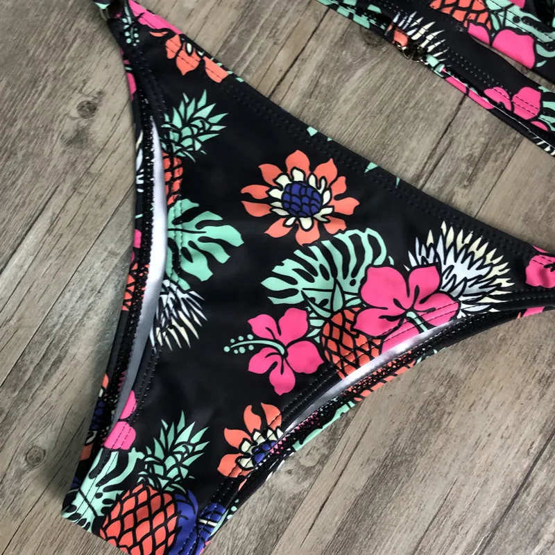 

2020 New Bikini Sexy Print Split Three-point Swimsuit Female Sexy 2 Piece Set Women Bikini Set