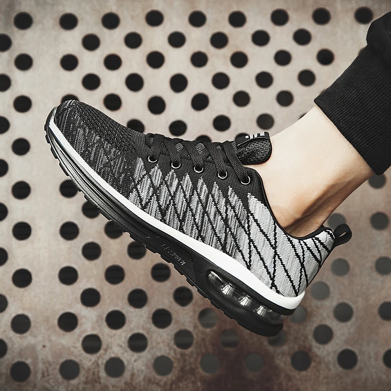 

Summer Unisex Running Shoes Comfortable Ladies Jogging Shoes Breathable Athletic Shoes For Male Low Price Sport Shoes Couples