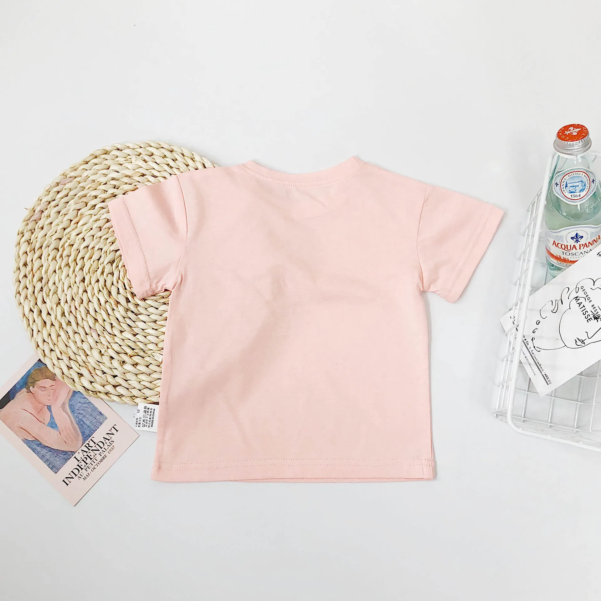 

WLG Girls Boys T Shirts Kids Tops Summer Letter Printed Short Sleeve T Shirt Baby Casual All Match Clothes for 1-6 Years