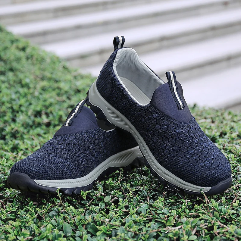 Обувь для мам прогулочная обувь спортивная с мягкой подошвой пожилых людей