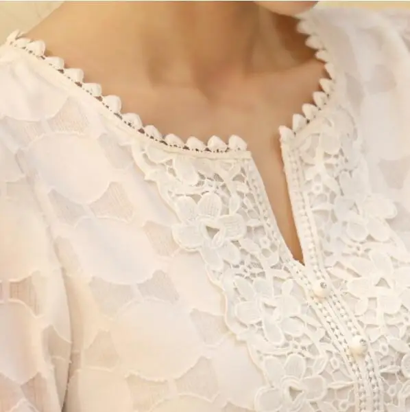 Женская кружевная блузка с длинным рукавом белая цветочным принтом новинка