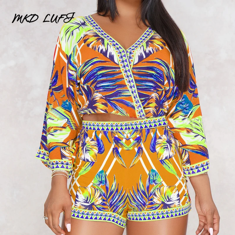 Bohemian Printed Long Sleeve V Neck T Shirt Tops &amp Elastic Waist Skinny Shorts Set Casual Summer Beach 2 Piece Outfits for Women | Женская