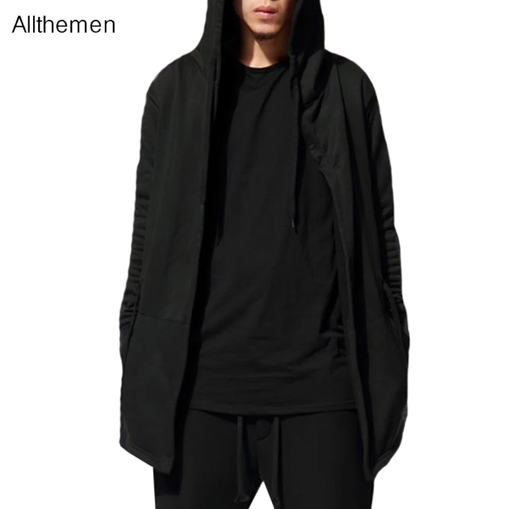 

Hoodies & Sweatshirts
