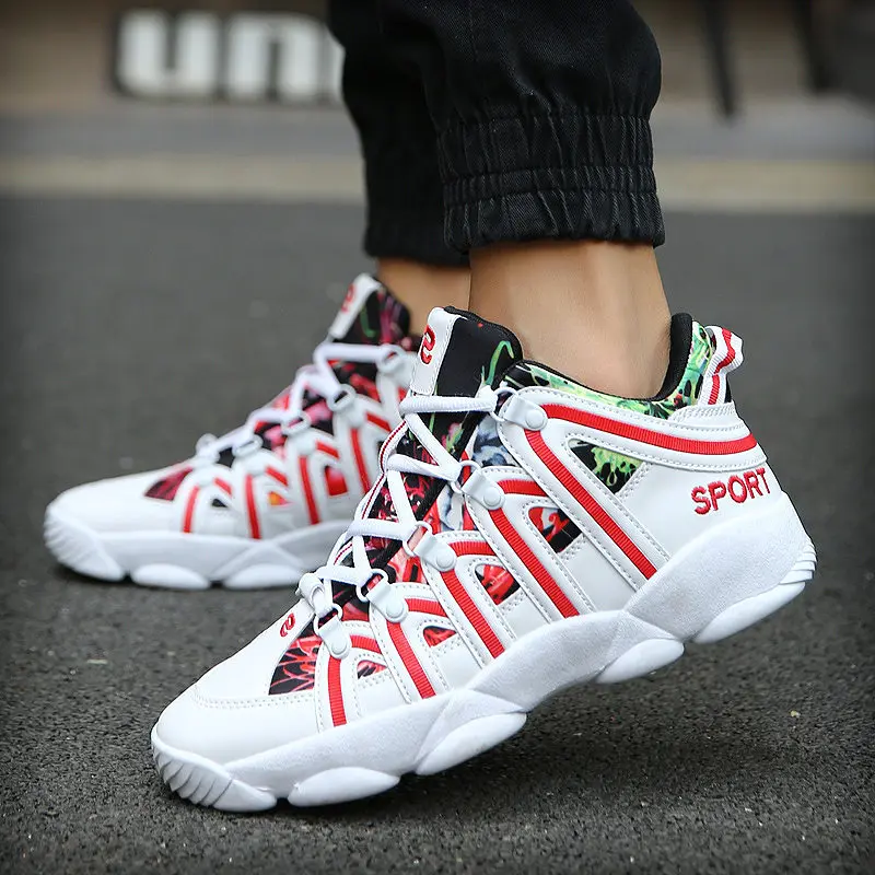 Hot sale Couple High top Sports Shoes Fashion White Graffiti Print Cheap Men Basketball Sneakers Chunky Fitness Sneakers for Men