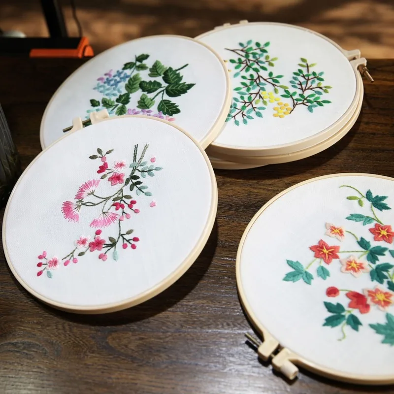 

Brocade Hao hand embroidery DIY material bag elementary study cloth art small painting creativity Lu embroidery style hanging