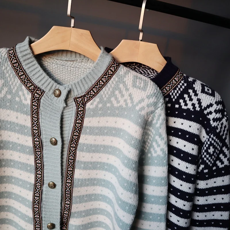 

Cardigan Sweater Korean Autumn Soft Cashmere Loose Single-breasted Knitted Winter Streetwear Chic stripe Sweater
