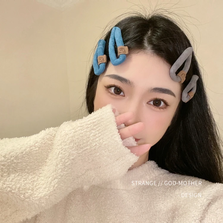

Candy color hairpin Lady plush Cute Japanese blue green pink four-color hairpin Bang clip Side clip Headdress exquisite Kawaii