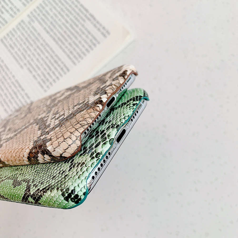 

Luxury Snake Skin PU Leather Case For iphone 11 1Pro Max 7 8 6 6S Plus X XS Max XR Crocodile Texture Back Phone Case Cover Coque