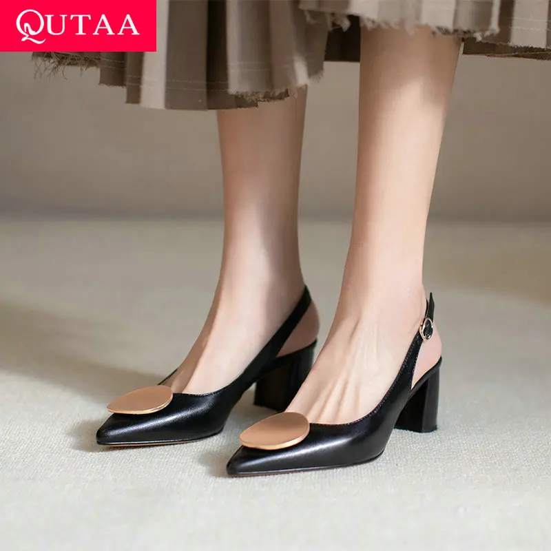 

QUTAA/2021 г. Летние женские туфли с острым носком на квадратном каблуке женские туфли-лодочки с ремешком на щиколотке из искусственной кожи с ре...