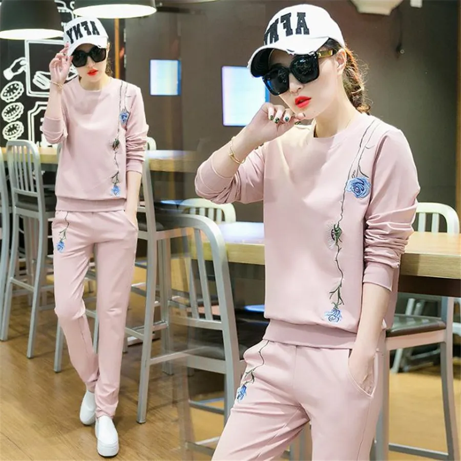 2019 женский костюм спортивный с вышивкой и цветочным принтом весенне осенний топ +
