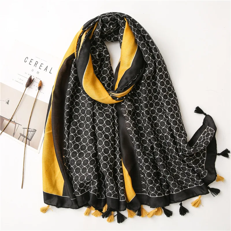 

Autumn Winter Fashion Geometric Black Dot Tassel Viscose Shawl Scarf Women High Quality Print Warm Hijabs and Wraps Muslim Sjaal