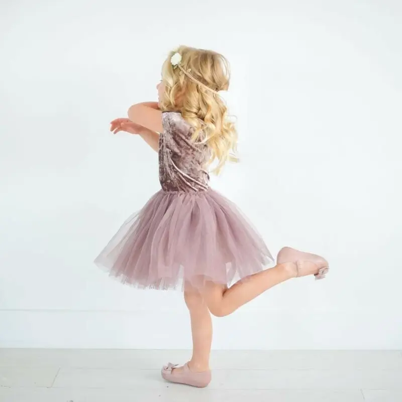 Милая бархатная одежда для маленьких девочек кружевное платье-пачка из тюля