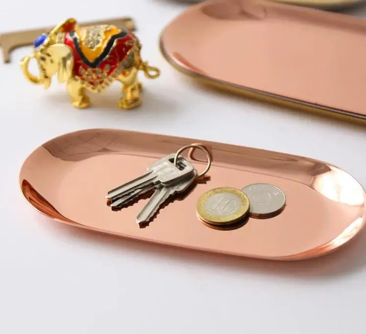 

50pcs Colorful Metal Storage Tray Gold Oval Dotted Fruit Plate Small Items Jewelry Display Tray Wholesale