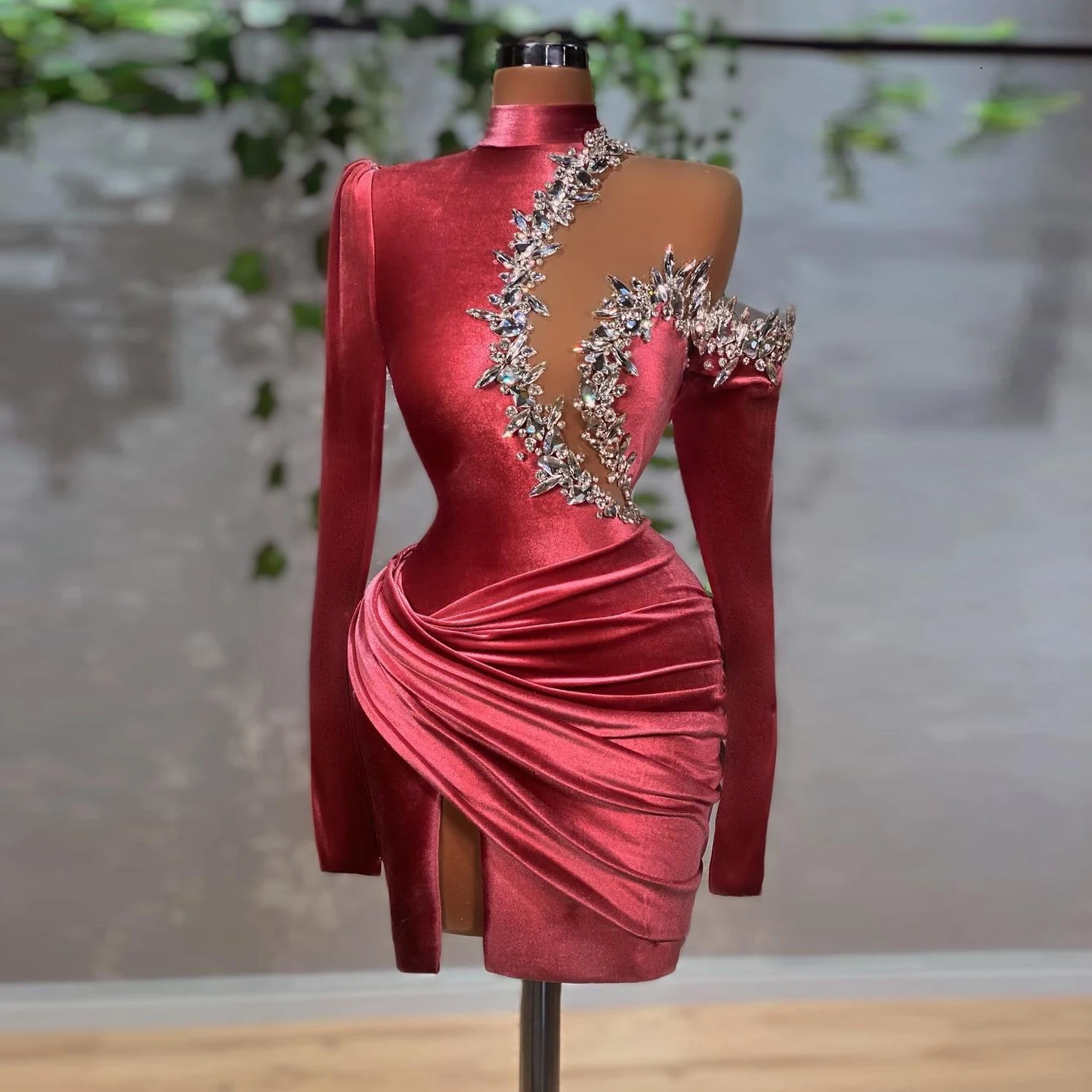

Velvet Sexy Elegant Prom Dresses Long Sleeves High Neck Crystals Sparkly Short Mini Length Women Party Cocktail Gowns Customized