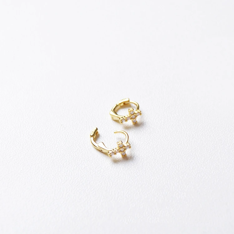 Серьги из стерлингового серебра 925 пробы, модные серьги из циркона, крест, кость, Пряжка для ушей, милые дикие тренды, дикие женские ювелирные украшения для ушей