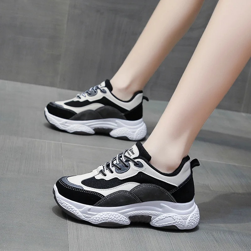 

Women's shoes new Korean version of all-match sports women's shoes street shooting increased casual shoes