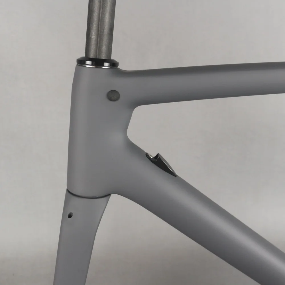 Пользовательская серая матовая краска PF30 углеродное волокно T800 Макс шина 700x28c