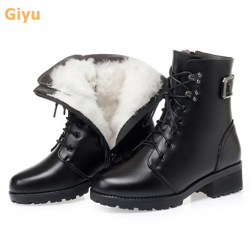 

2021 winter new Brand Genuine Leather Women's wool short boots Low Heel Martin Boots Non-slip Plus size snow boots black 35-43