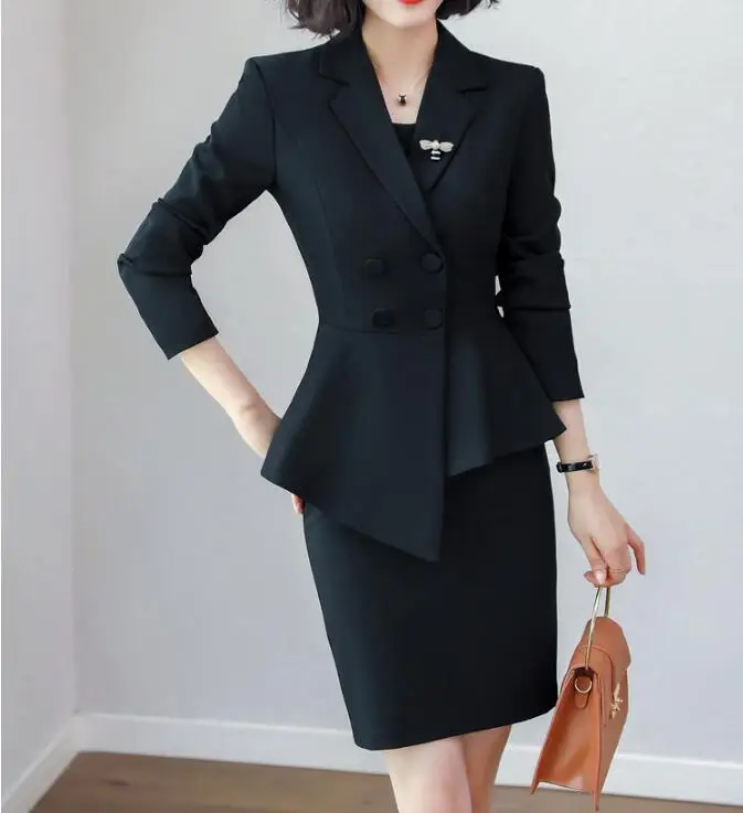 Костюм женский из блейзера с длинным рукавом комплект двух предметов элегантная