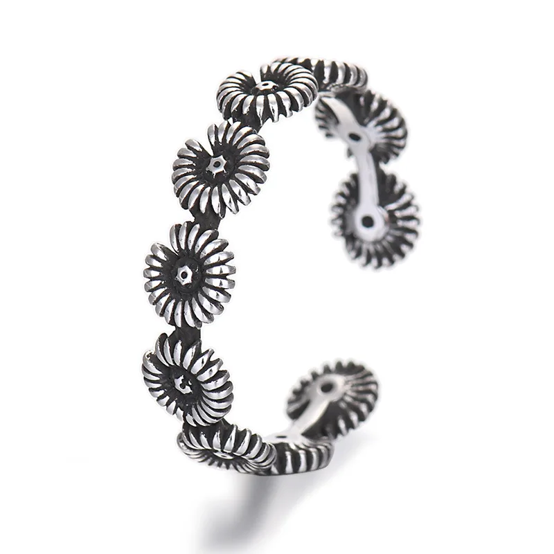 

2020 Trend Small Daisy Metal Open Rings for Women Girls New Design Boho Wedding Vintage Jewelry Anniversary Birthday Gift