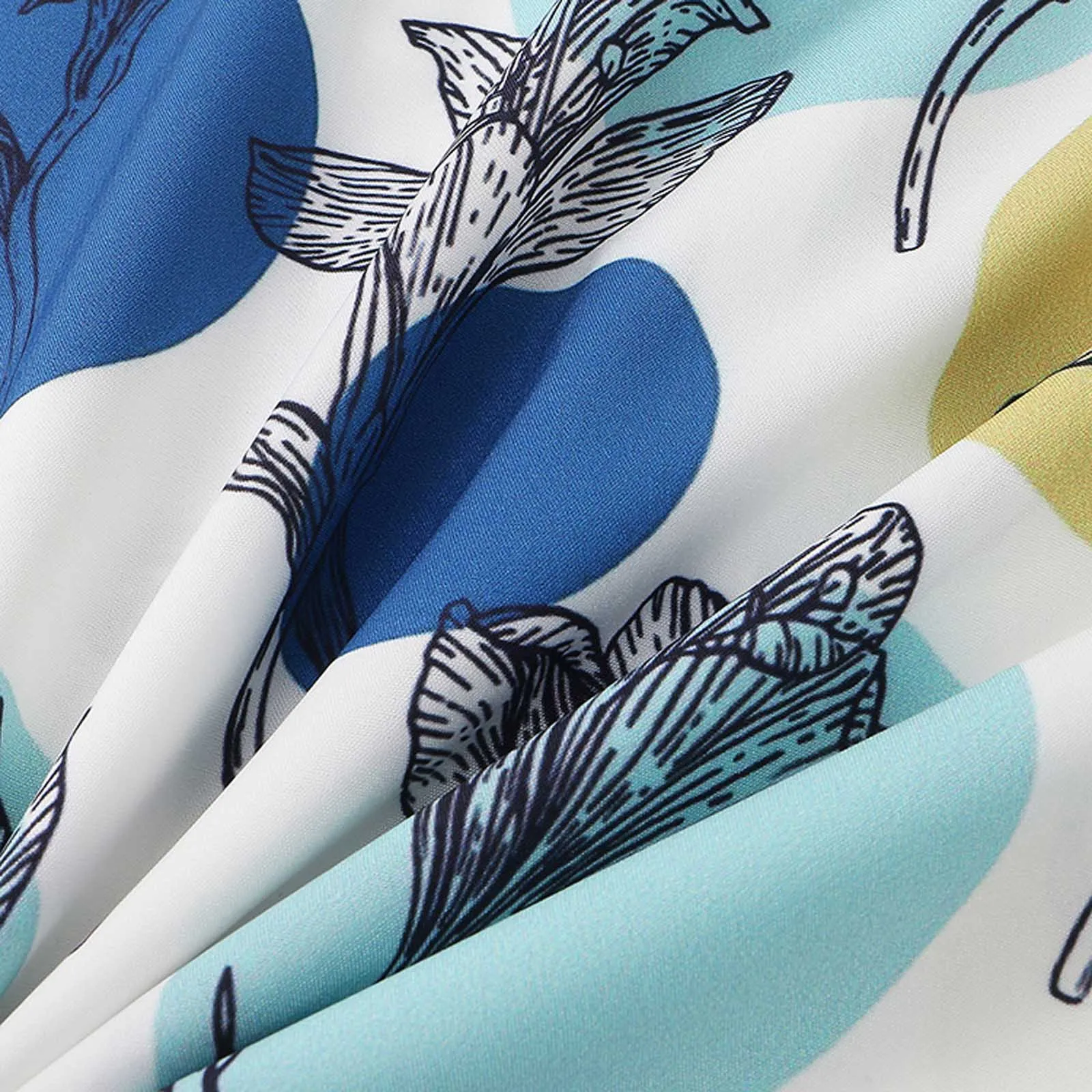 

2021 Summer New Vintage Brief Shirts Men Casual Loose Funny Flower Printed Pockets Short Sleeve Top Blouse Shirts chemise homme