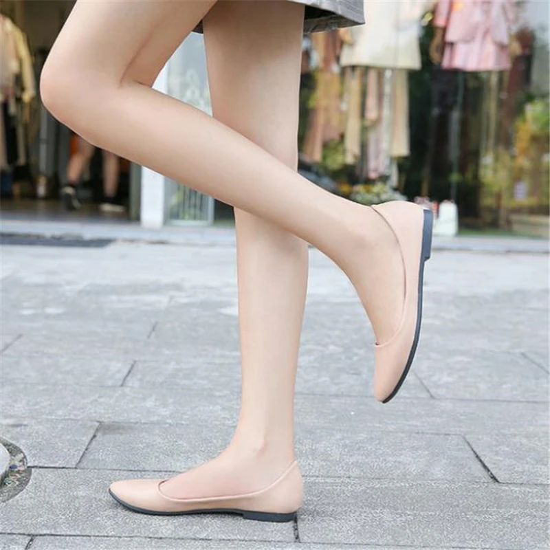 Туфли женские с закрытым носком мягкие повседневные лоферы без застежки