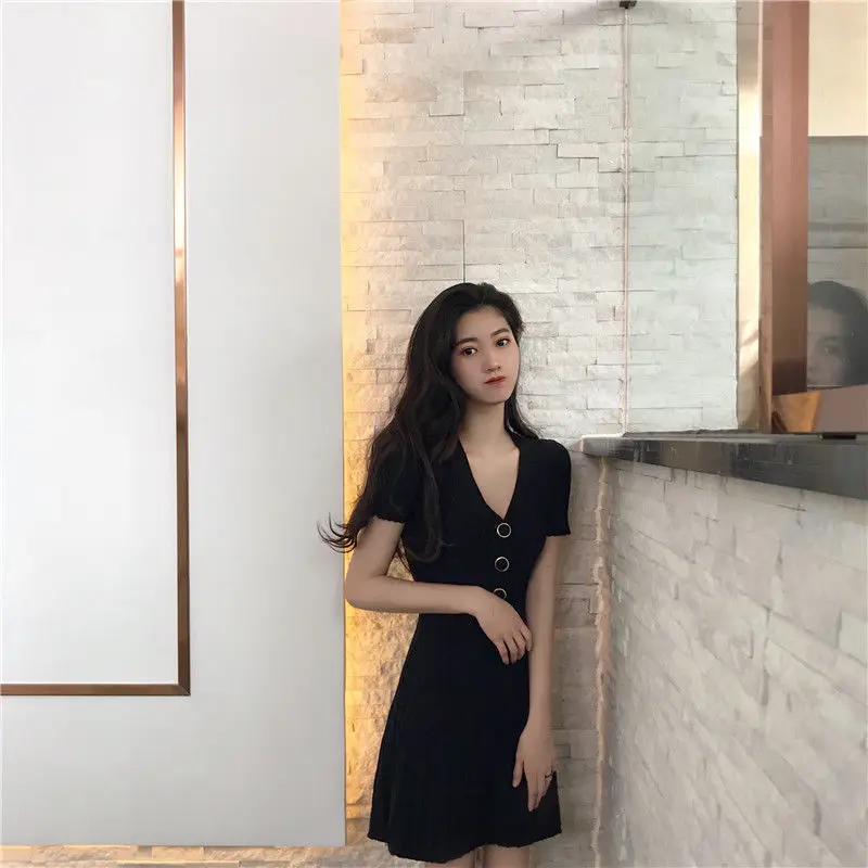 

Korean Sexy High Waist Short Sleeve Knitted Dress Women Summer Solid V-Neck Slim Dresses Fashion Skinny Elastic Mini Dress
