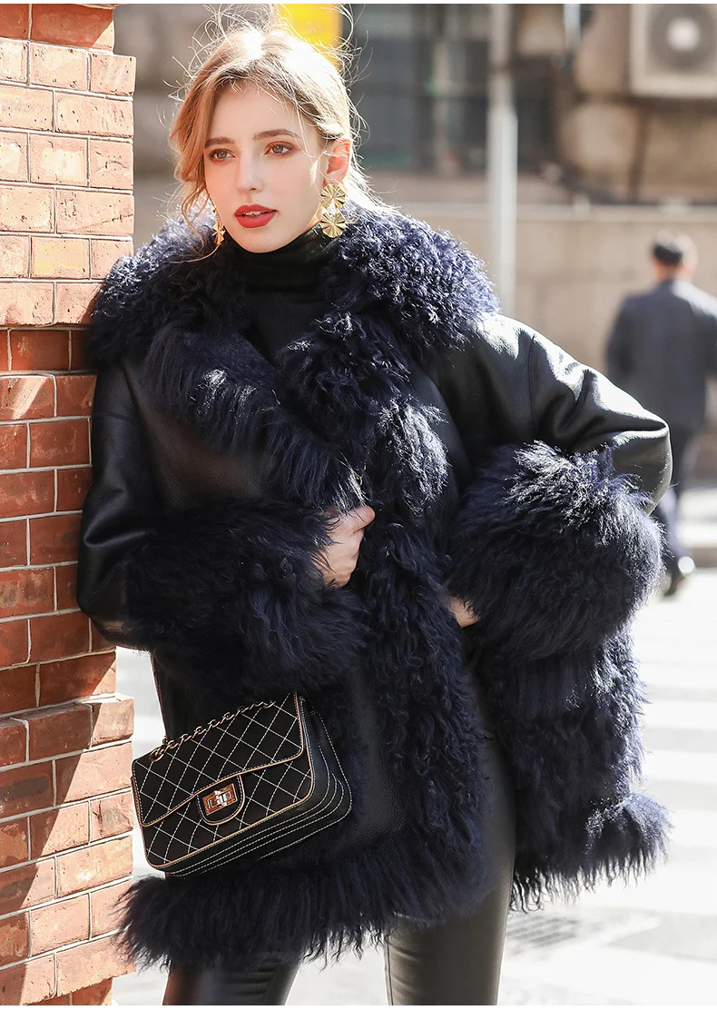

2020 winter New Fashion Beach wool lapel wool fur coat Women's Mid-length coat