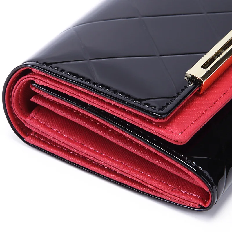 Мелово крокодиловый женский дизайнерский кошелек из натуральной кожи дневной