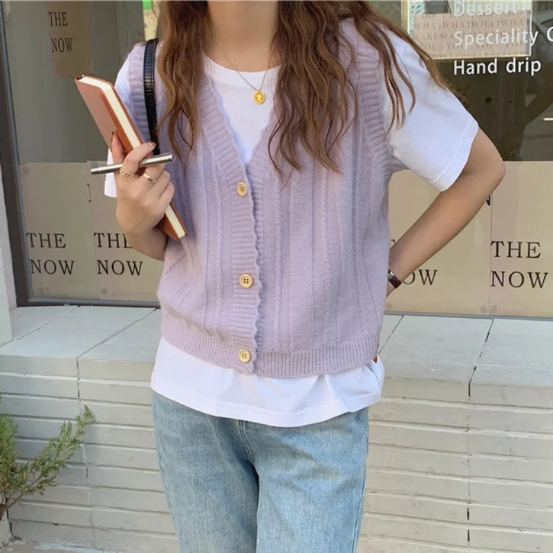 Женский вязаный кардиган с V-образным вырезом |