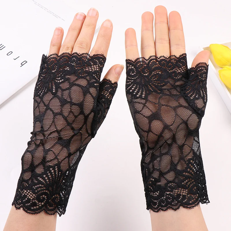 

Lace Half Finger Gloves women's elegant sexy black hollow out finger elastic mesh hand socks sunscreen spring, summer and Autumn