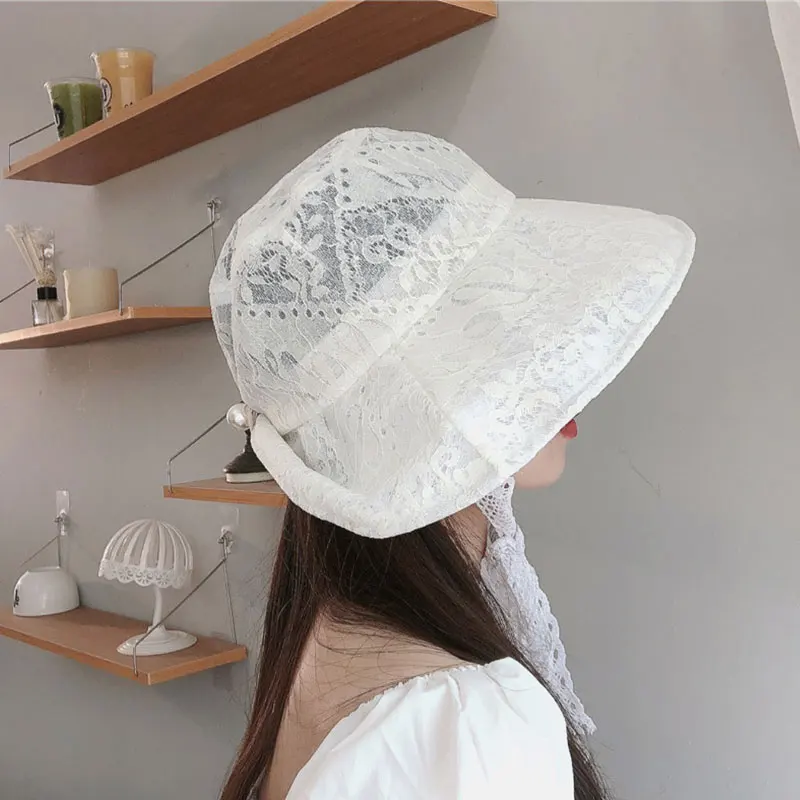 Black White Hat Straw Hat Women Summer Floral Beach Hat Holiday Sun Visor Strap Adjustable Wide Brim Floppy Hat Girl Cap Elegant