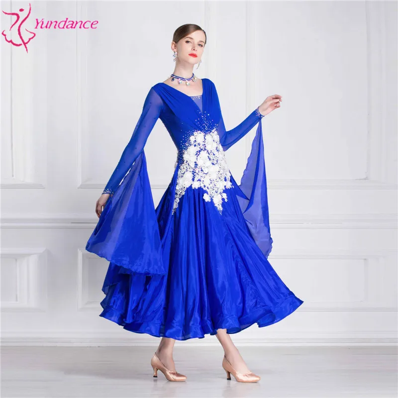 Illumiated LED butterfly dress/stage costume/luminous costume/ lighted LED wings / Shining dress