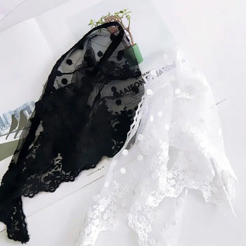 Женский вязаный крючком кружевной треугольный шейный шарф с цветочной вышивкой