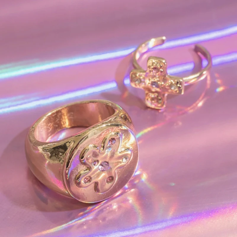 

Y2K Accessories Rainbow Crystal Flower Cross Rings for Women Copper Harajuku Kawaii Aesthetic Rings Egirl Jewelry 2000s Fashion