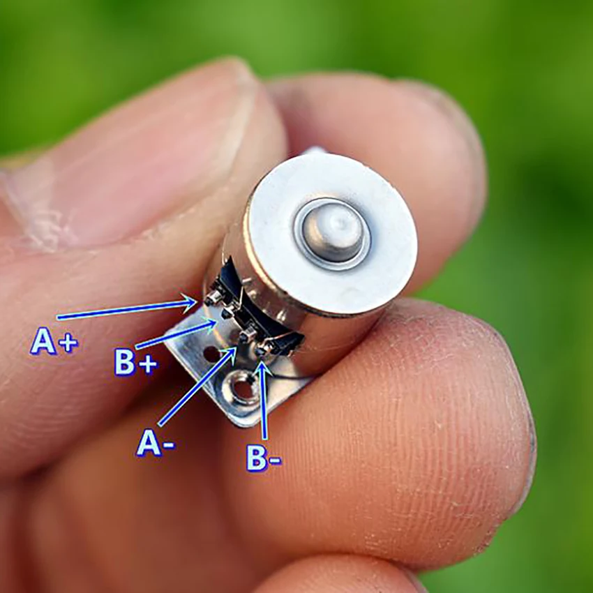 Двухфазный четырехпроводной шаговый электродвигатель точный мини-шаговый