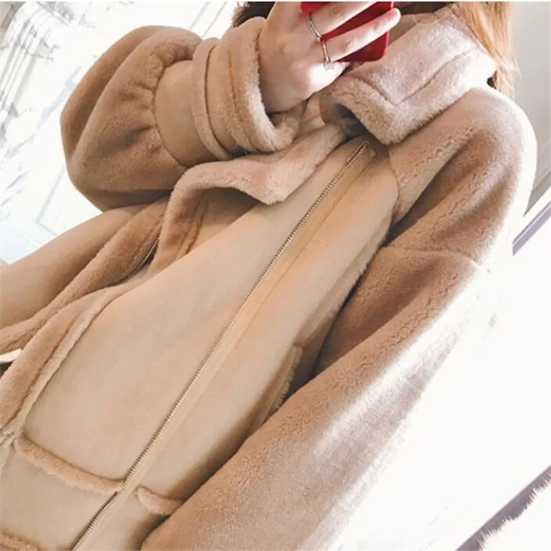 

Good Quality 2020 Deerskin Suede Winter Jacket Fashion Warm Thick Fur All-in-one Lamb Wool Motorcycle Jacket Women Coat