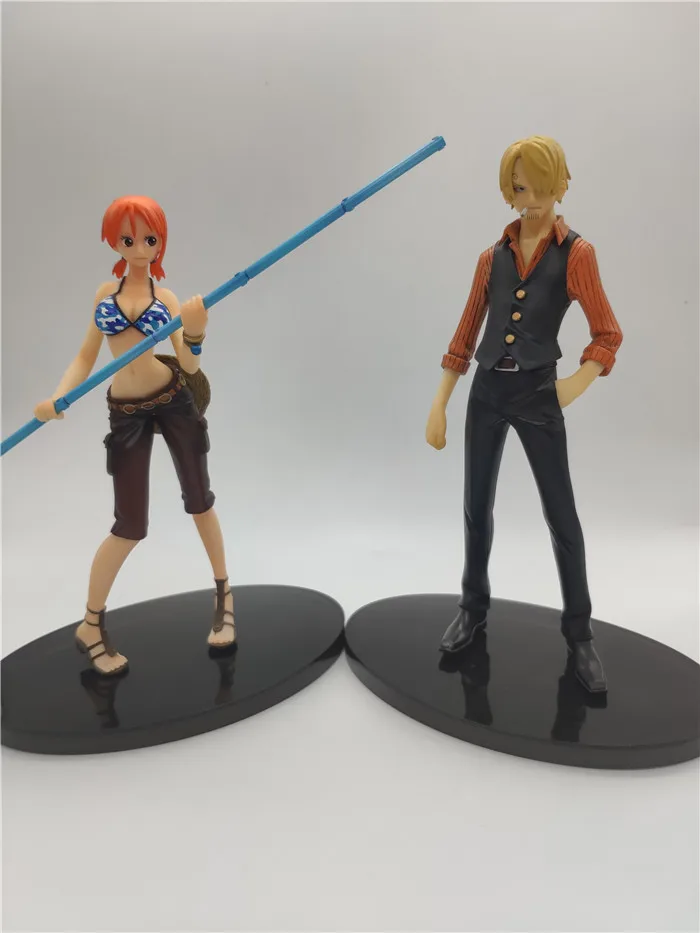 

BANDAI One Piece Action Figure Top War Modeling King Nami Sanji Jingpin Genuine Rare Model Decoration Toy