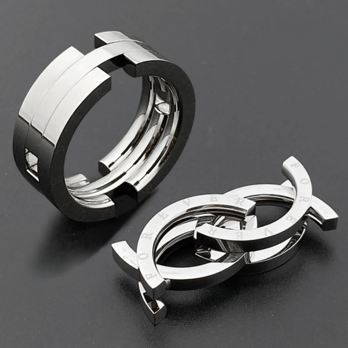 

Men's Kiss Fish Deformation Cool Ring Unisex Stainless Steel Interesting Party Jewelry For Men Women Cocktail Boys Rings