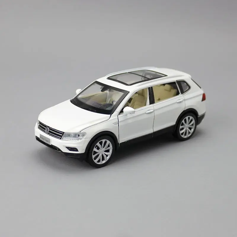 Модель игрушечного литья под давлением/Масштаб 1:32/машина Volkswagen Tiguan L/тяговый