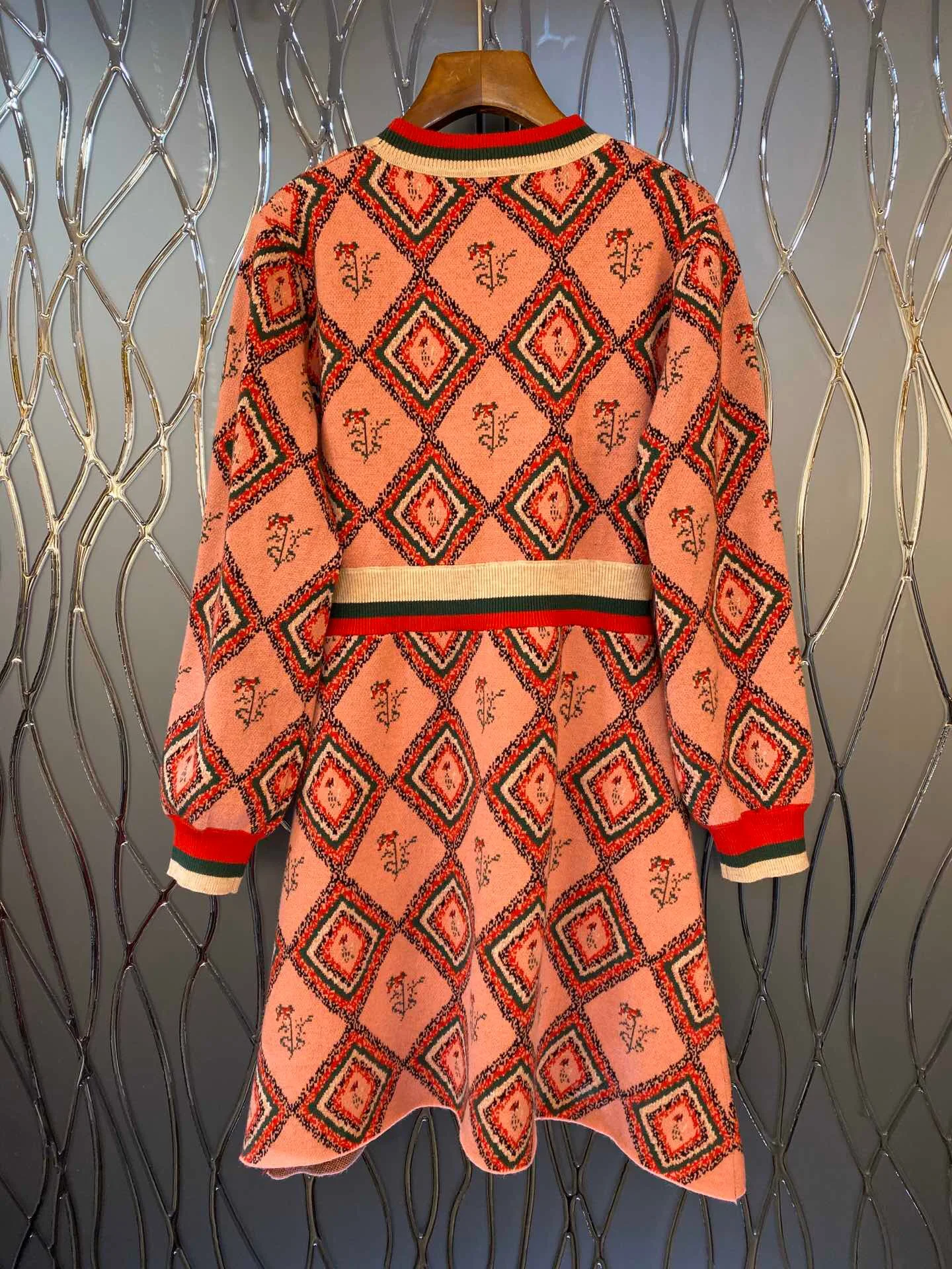 

2020 Early Spring New Model Fashionable Elegant V- Neck Long Sleeve Flowers Printed Dress Women Free Shipping Worldwide