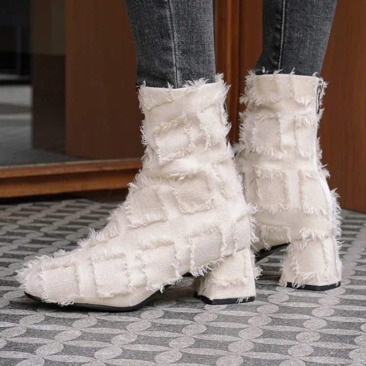 Женские ботинки с бахромой и молнией сзади на толстом каблуке | Обувь