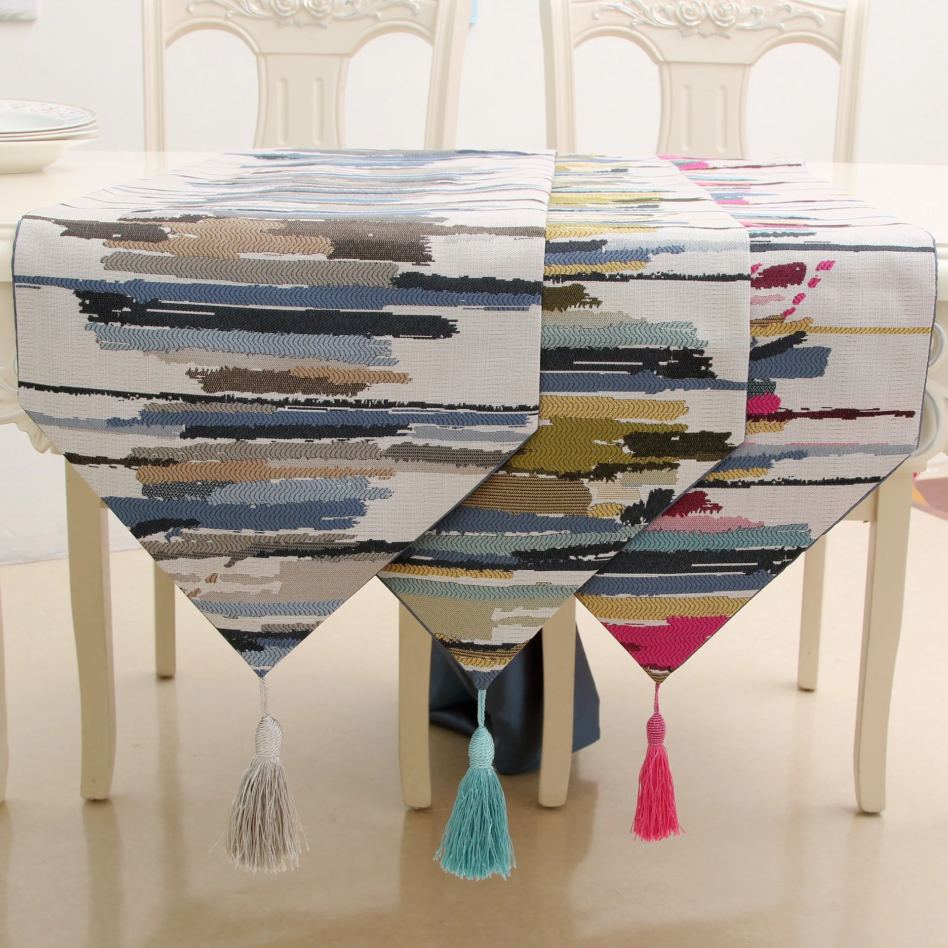 

Inyahome Elegant Tapestry Rustic Table Runner Outdoor Dining Table Runners Decor for Nightstand Dinner Parties Wedding Birthday