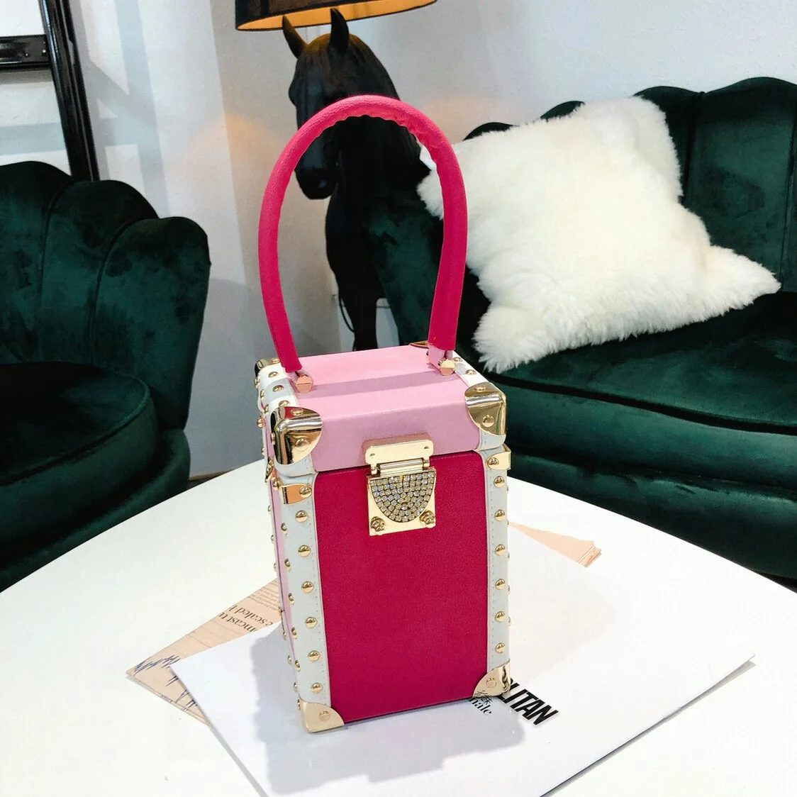 Известный бренд Роскошная алмазная пряжка сшивание цветная коробка стильная