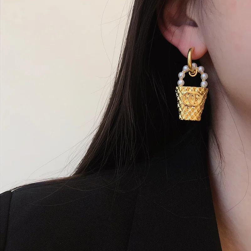 

Simulated Pearl Purse Handbag Dangle Drop Earrings Cute Handbag Earrings
